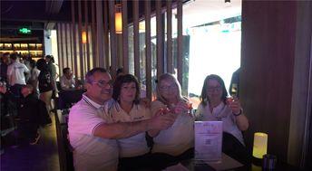 成都酒吧吃瓜事件视频,一场意外引发的社交风波