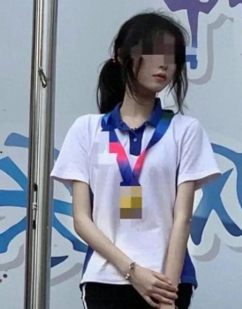 情侣博主吃瓜视频,情侣博主带你揭秘甜蜜瞬间 第3张 情侣博主吃瓜视频,情侣博主带你揭秘甜蜜瞬间 第3张