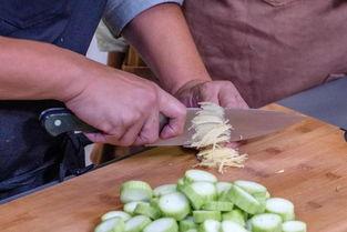 焦瓜用不用削皮吃呢视频 第2张 焦瓜用不用削皮吃呢视频 第2张