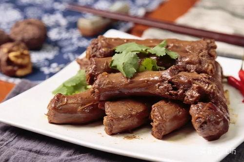 带你吃瓜鼠头鸭脖视频  第2张