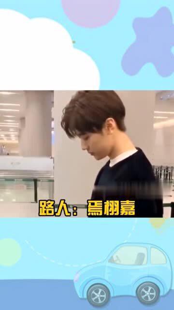 采访路人吃瓜视频下载,路人围观吃瓜视频，揭秘生活百态瞬间  第2张